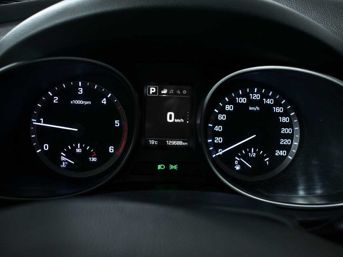 Hyundai Santa Fe 2017 года с пробегом. Фото: #10