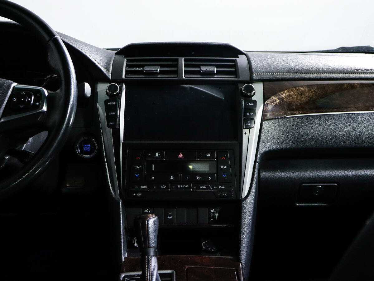 Toyota Camry 2018 года с пробегом. Фото: #10