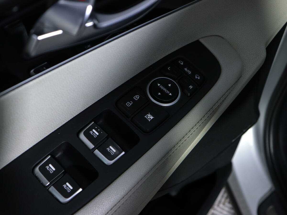 Kia Sorento 2019 года с пробегом. Фото: #19