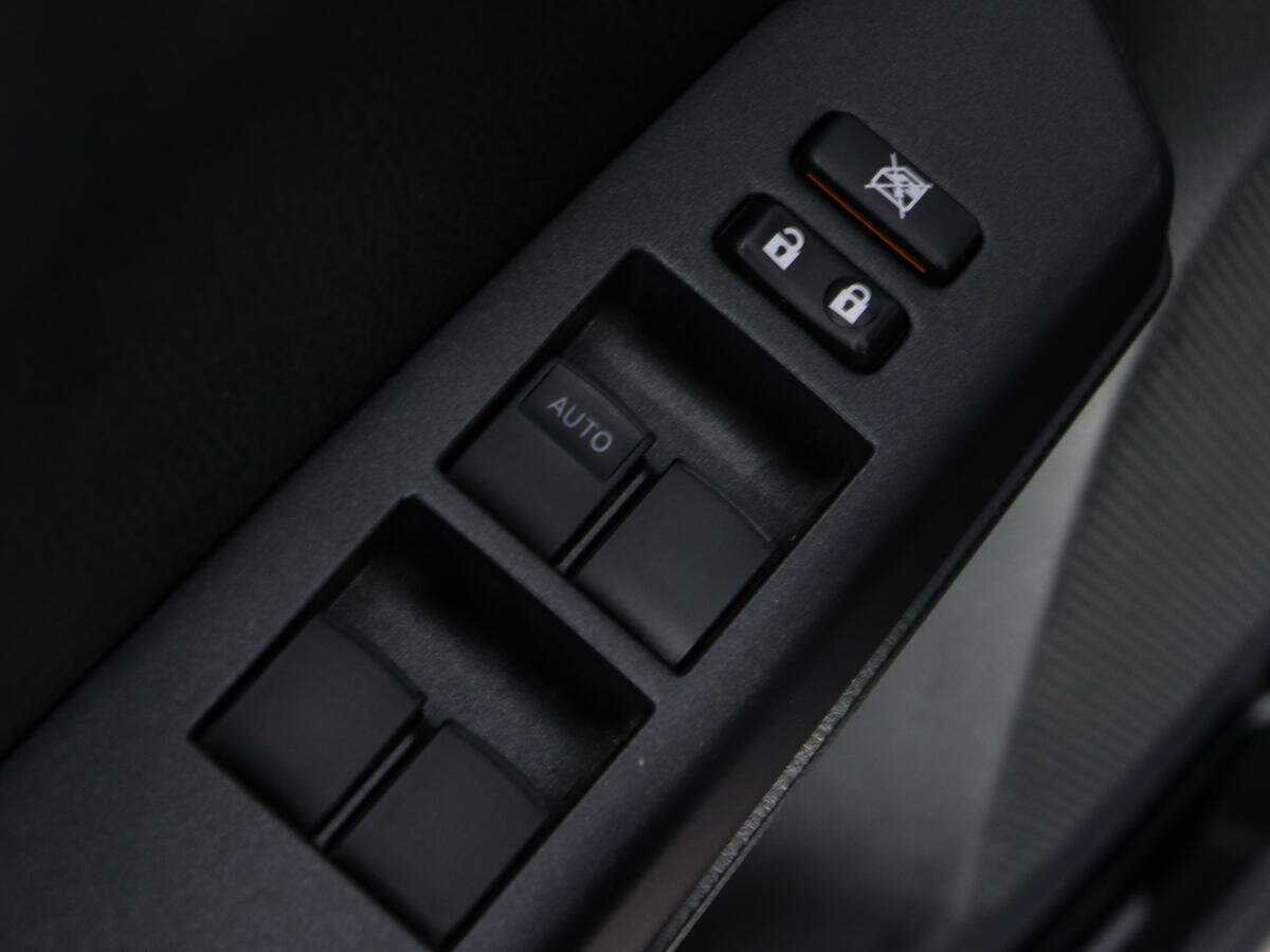 Toyota RAV4 2015 года с пробегом. Фото: #15