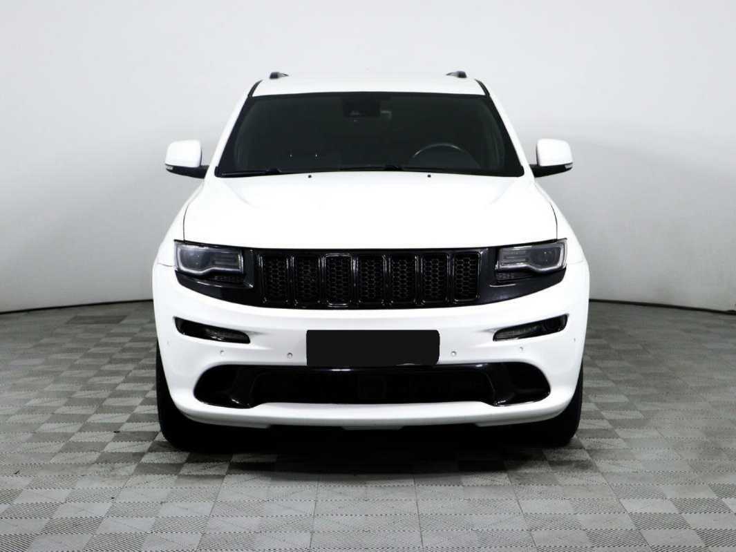 Jeep Grand Cherokee 2018 года с пробегом. Фото: #1