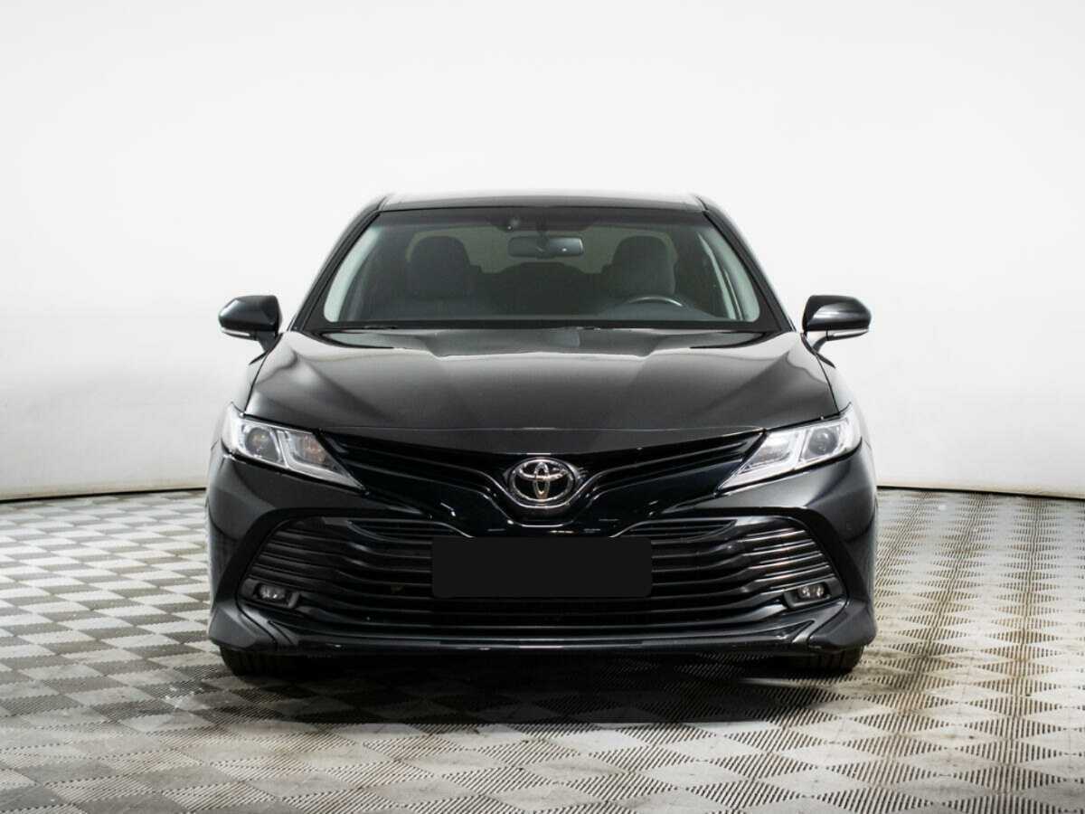 Toyota Camry 2020 года с пробегом. Фото: #1