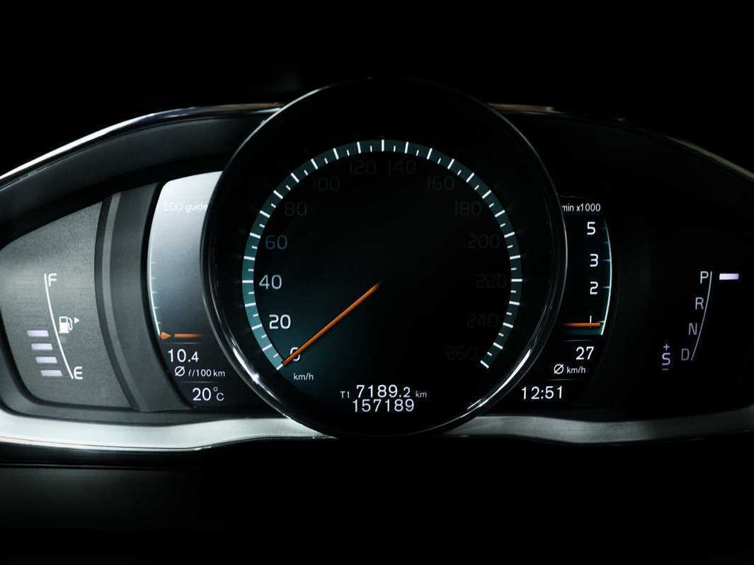 Volvo XC60 2017 года с пробегом. Фото: #9