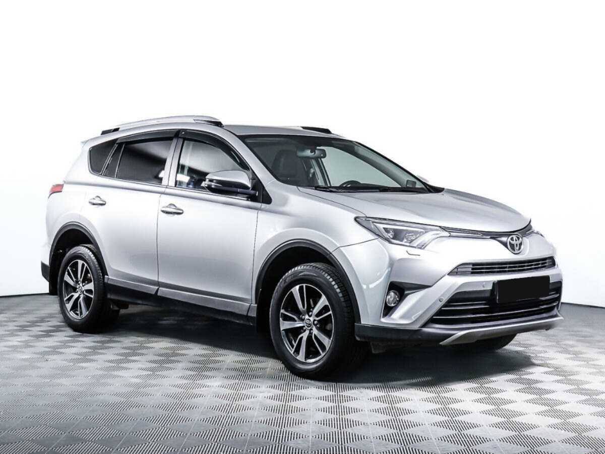 Toyota RAV4 2019 года с пробегом. Фото: #2