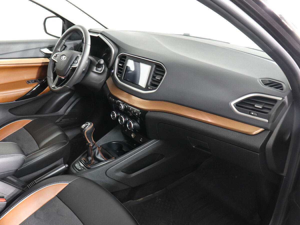 Lada (ВАЗ) Vesta 2023 года с пробегом. Фото: #9