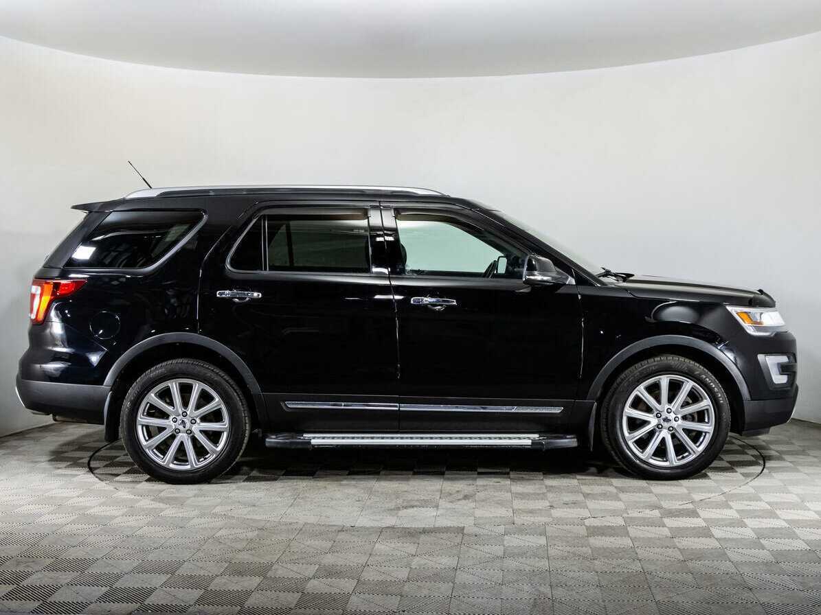 Ford Explorer 2016 года с пробегом. Фото: #2