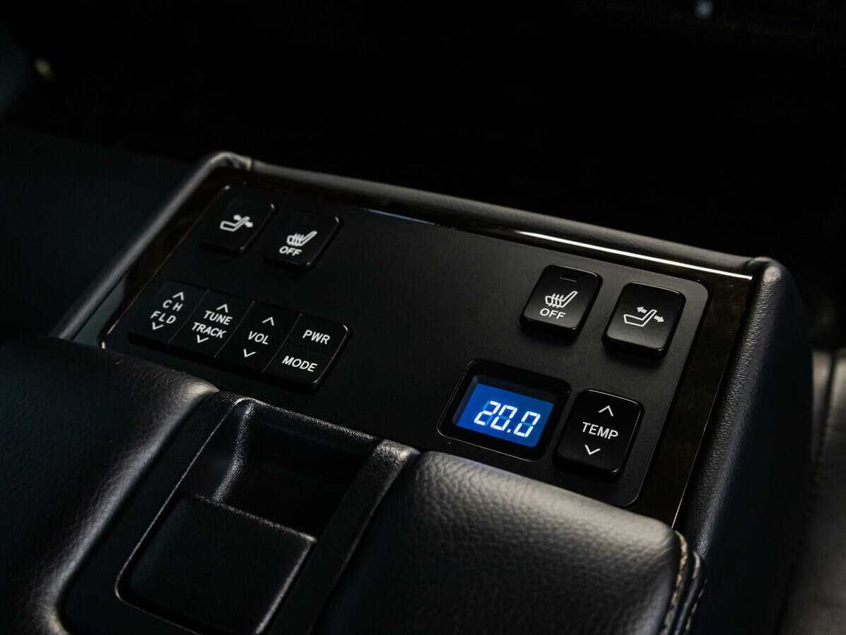 Toyota Camry 2016 года с пробегом. Фото: #15