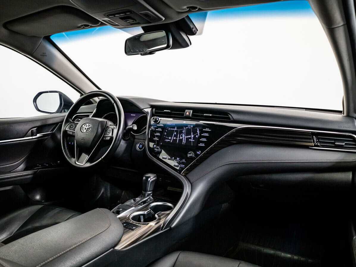 Toyota Camry 2018 года с пробегом. Фото: #7