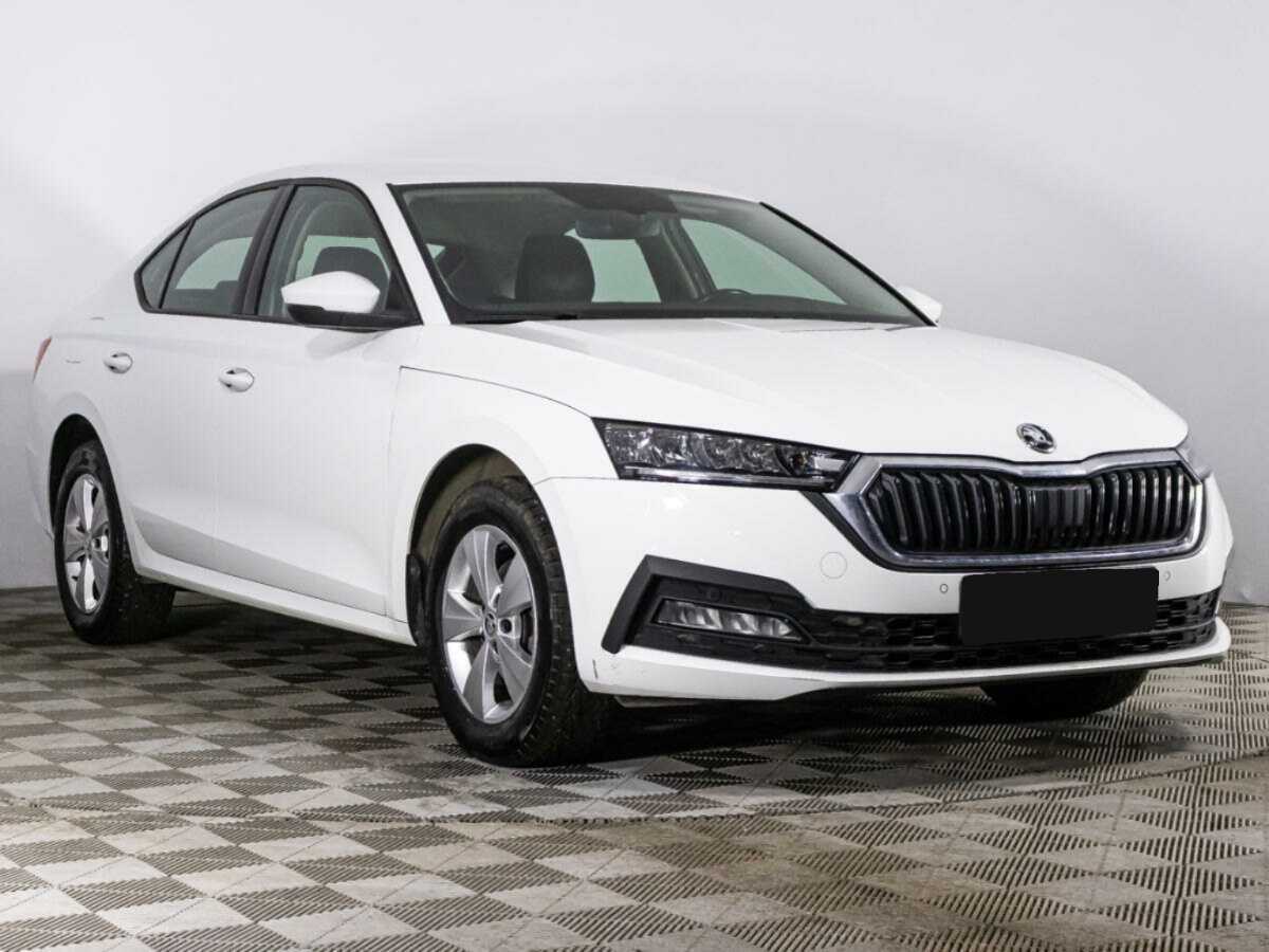 Skoda Octavia 2021 года с пробегом. Фото: #2