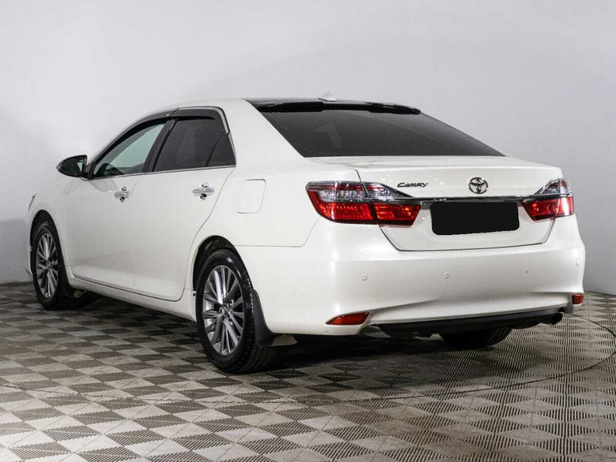 Toyota Camry 2017 года с пробегом. Фото: #6