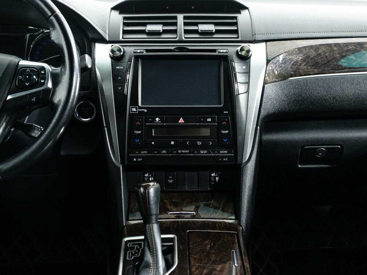 Toyota Camry 2017 года с пробегом. Фото: #13