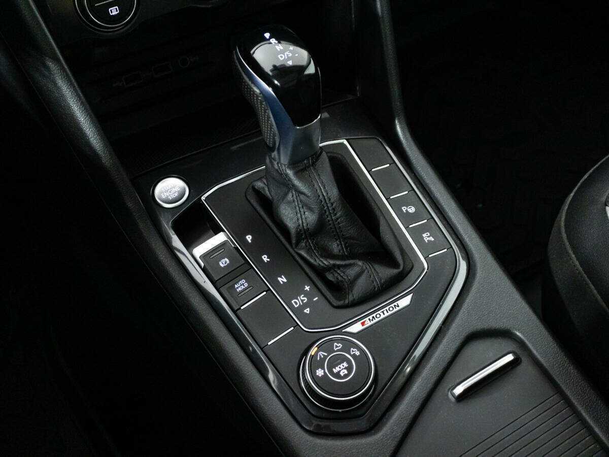 Volkswagen Tiguan 2018 года с пробегом. Фото: #19