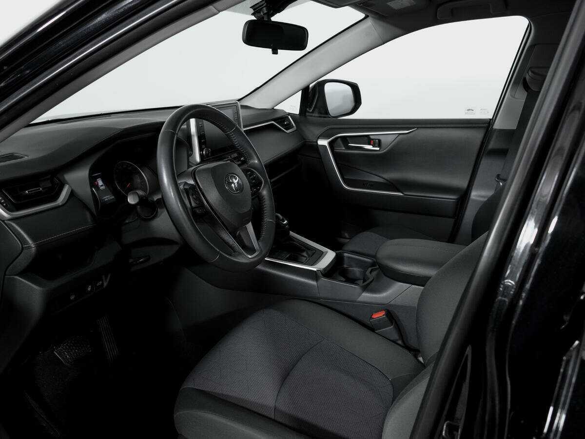 Toyota RAV4 2020 года с пробегом. Фото: #15