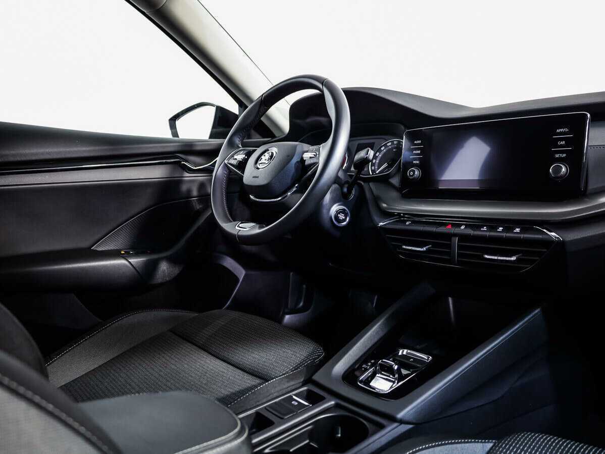 Skoda Octavia 2021 года с пробегом. Фото: #7