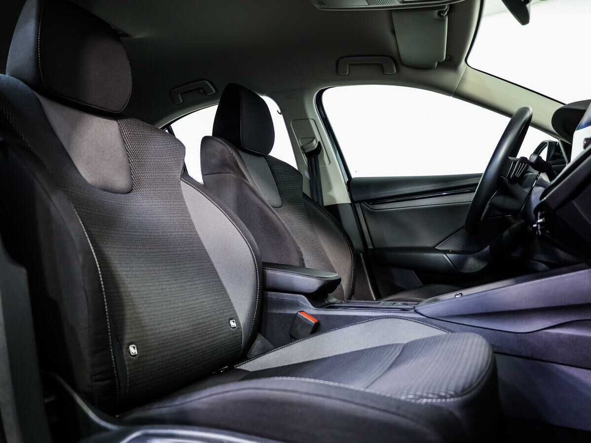 Skoda Octavia 2021 года с пробегом. Фото: #10