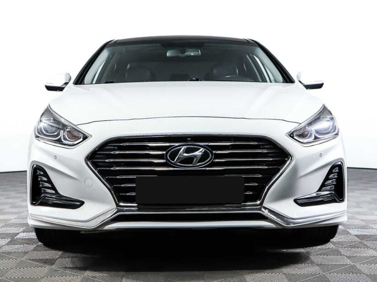 Hyundai Sonata 2018 года с пробегом. Фото: #1