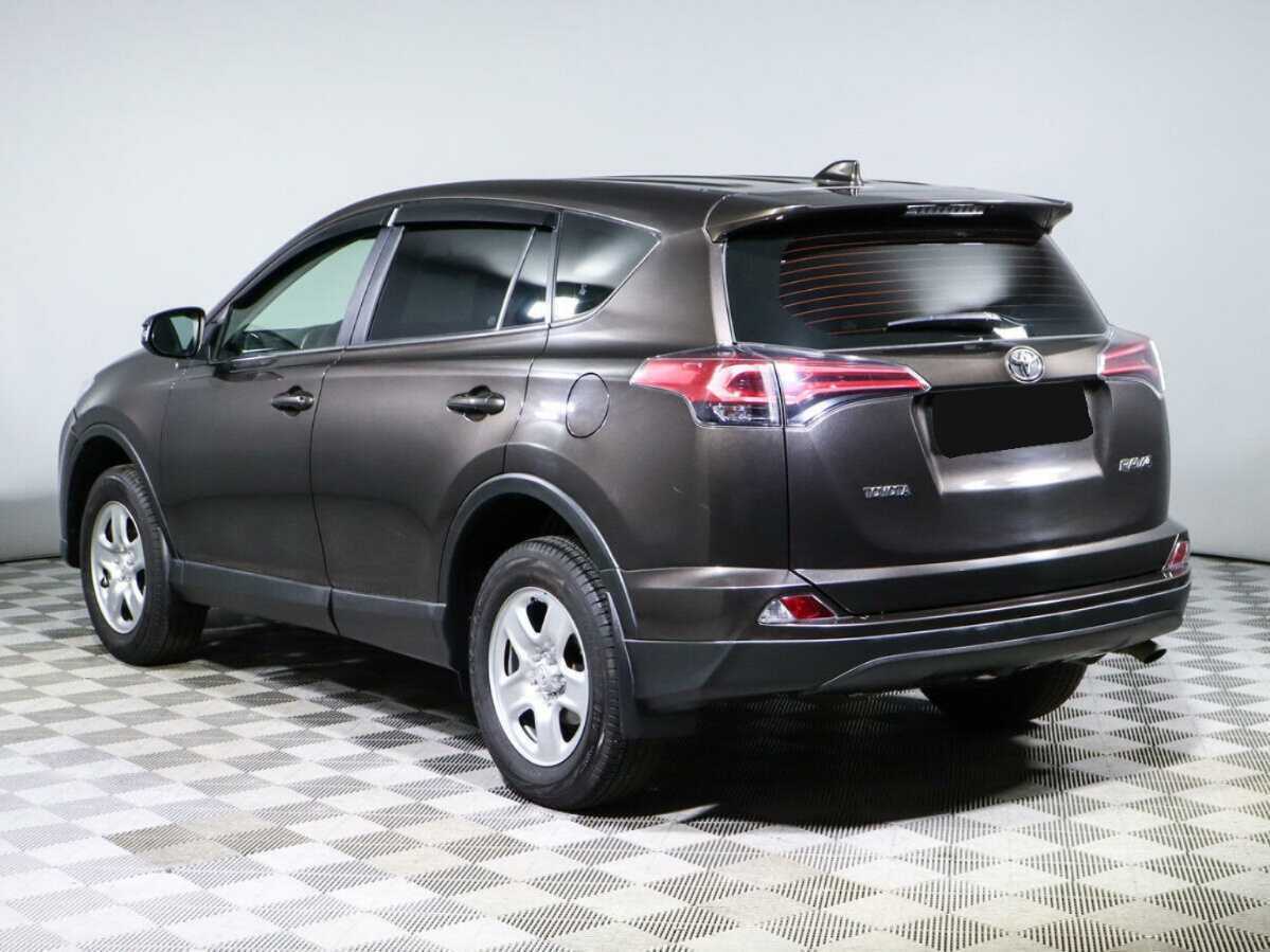 Toyota RAV4 2018 года с пробегом. Фото: #6