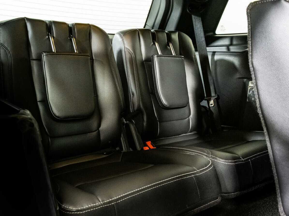 Ford Explorer 2016 года с пробегом. Фото: #15