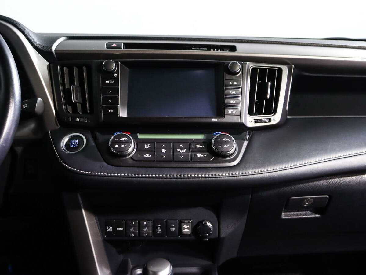 Toyota RAV4 2019 года с пробегом. Фото: #12