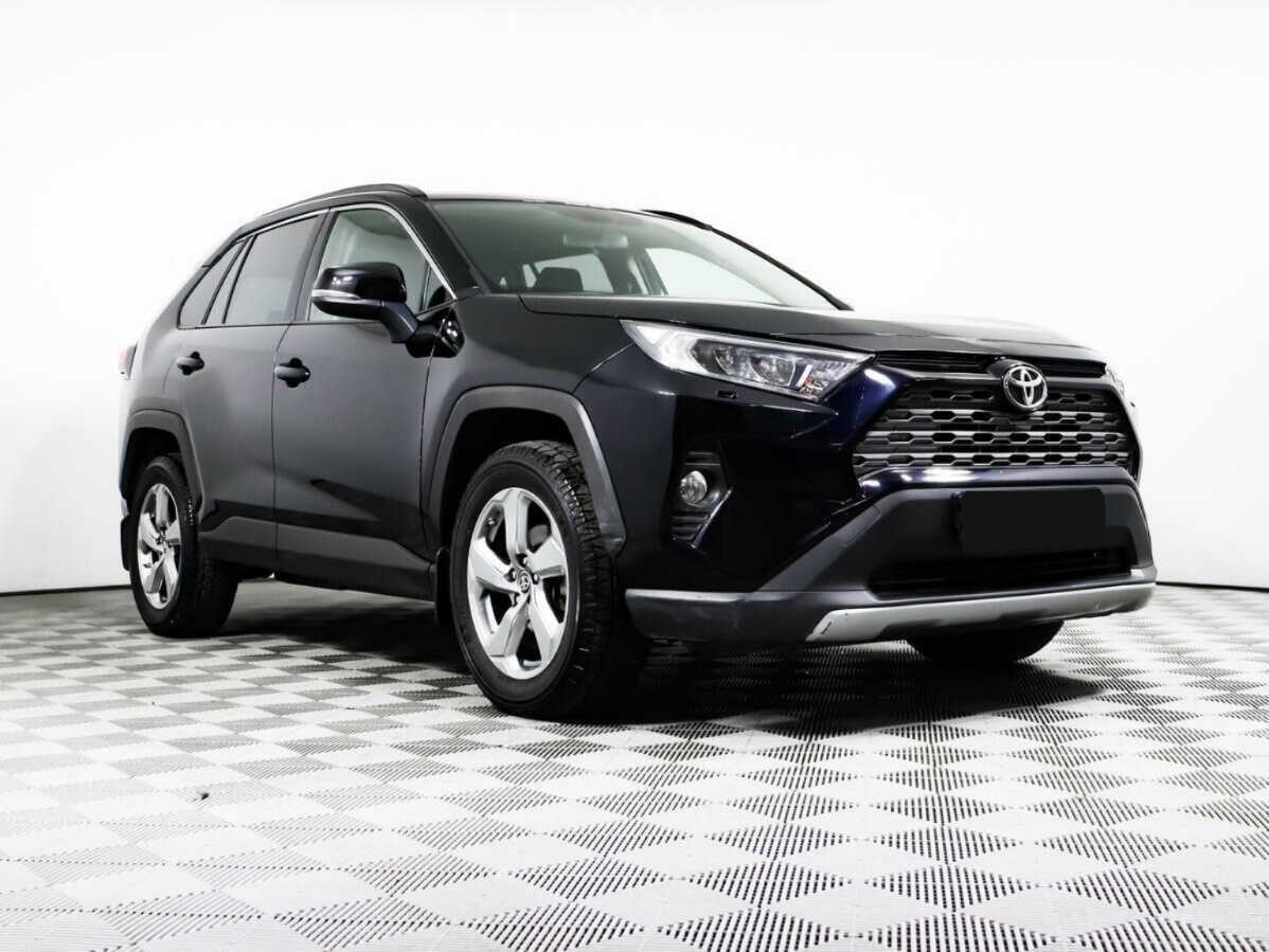 Toyota RAV4 2020 года с пробегом. Фото: #2