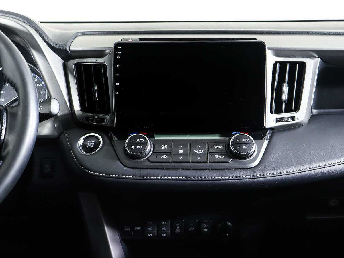 Toyota RAV4 2017 года с пробегом. Фото: #11