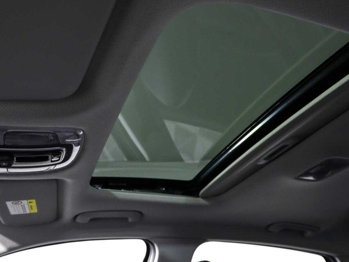 Hyundai Elantra 2022 года с пробегом. Фото: #12