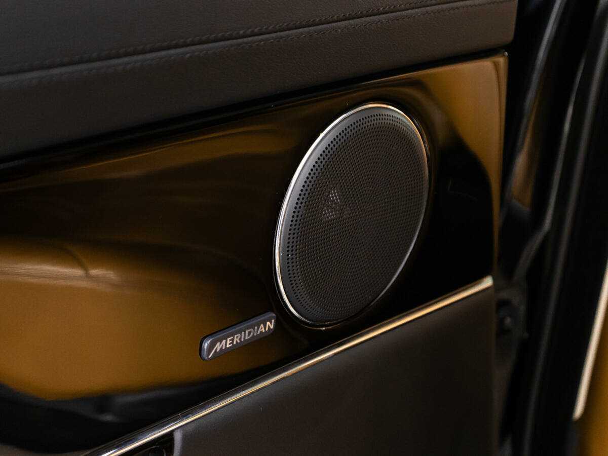 Jaguar XJ 2016 года с пробегом. Фото: #18