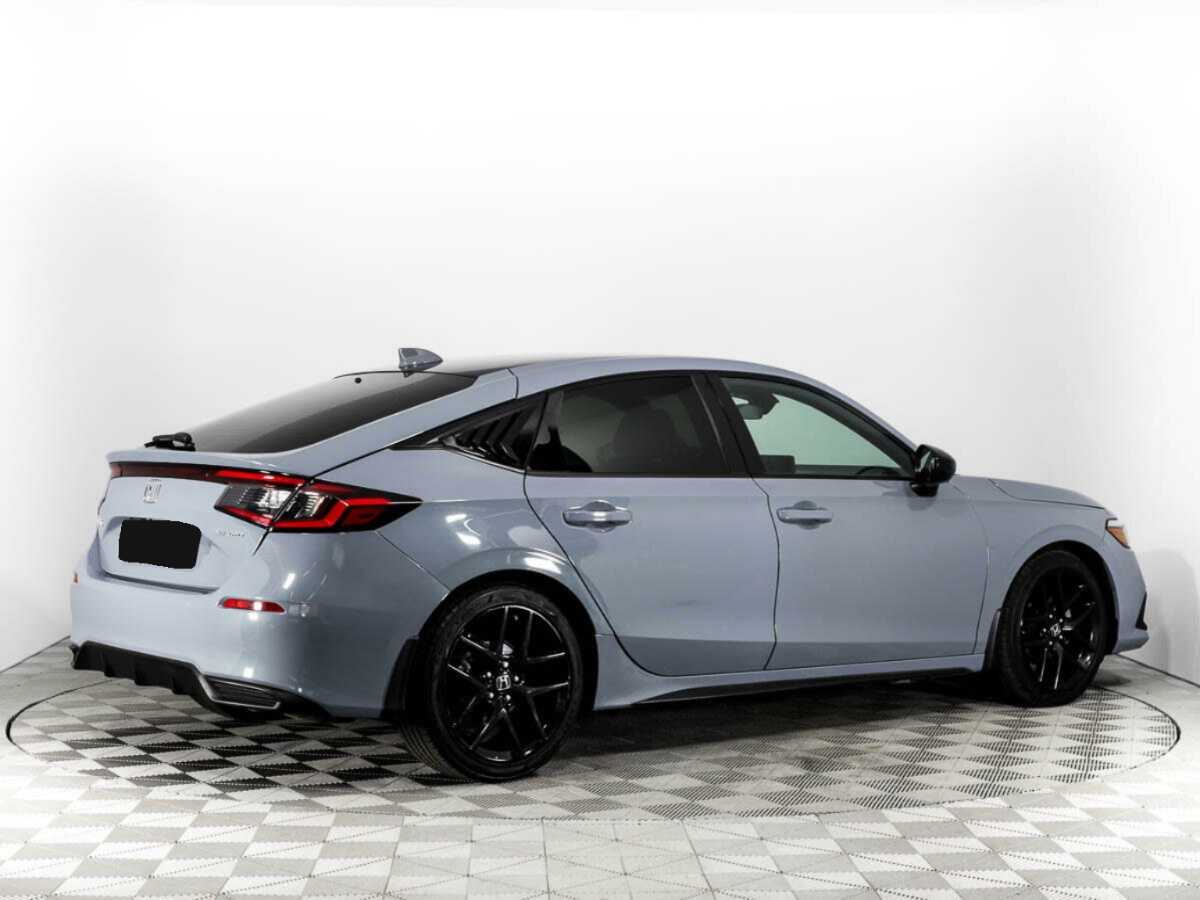 Honda Civic 2022 года с пробегом. Фото: #4