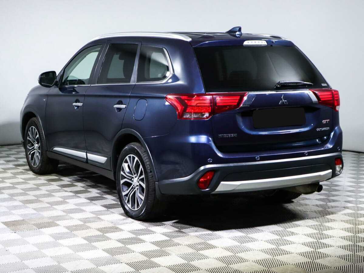 Mitsubishi Outlander 2017 года с пробегом. Фото: #5
