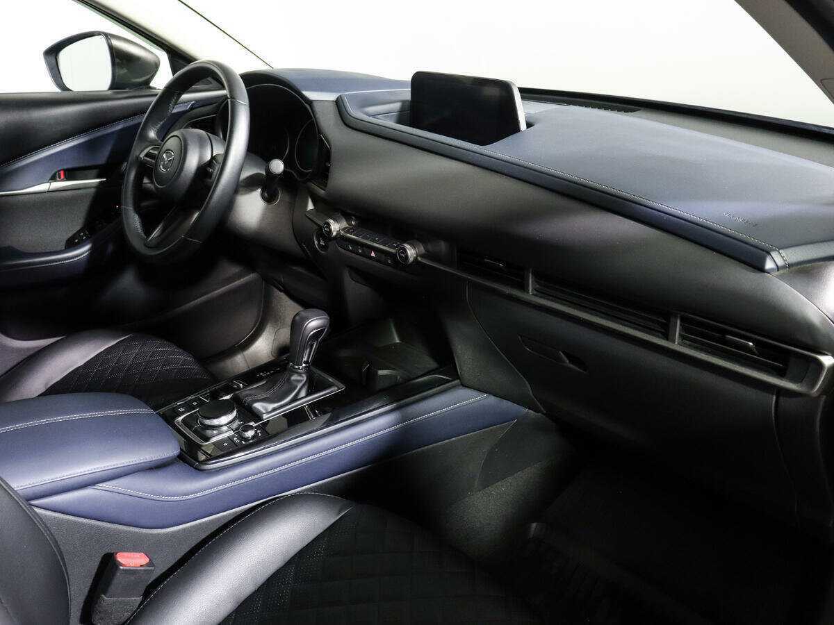 Mazda CX-30 2021 года с пробегом. Фото: #6