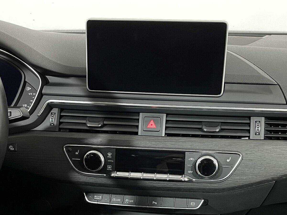 Audi A4 2018 года с пробегом. Фото: #11