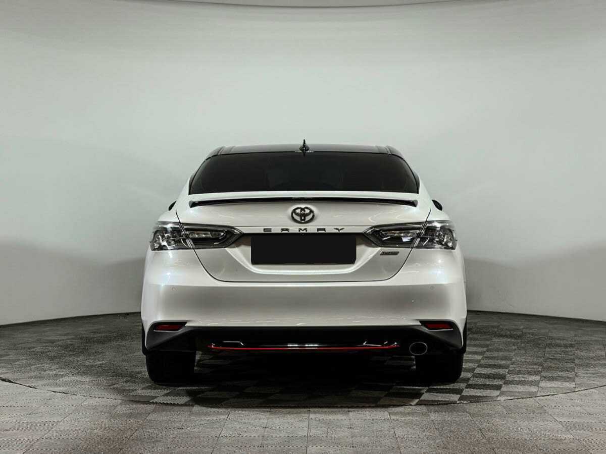 Toyota Camry 2020 года с пробегом. Фото: #5
