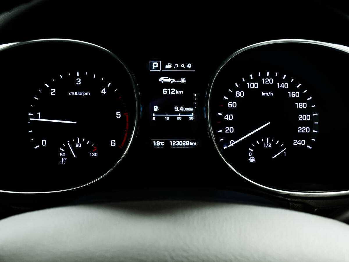 Hyundai Santa Fe 2017 года с пробегом. Фото: #9