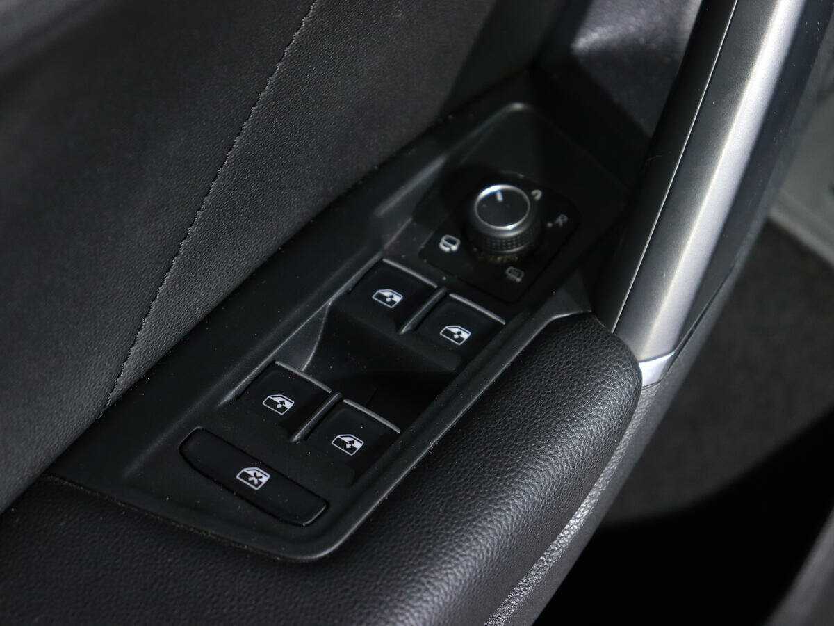 Volkswagen Tiguan 2018 года с пробегом. Фото: #14