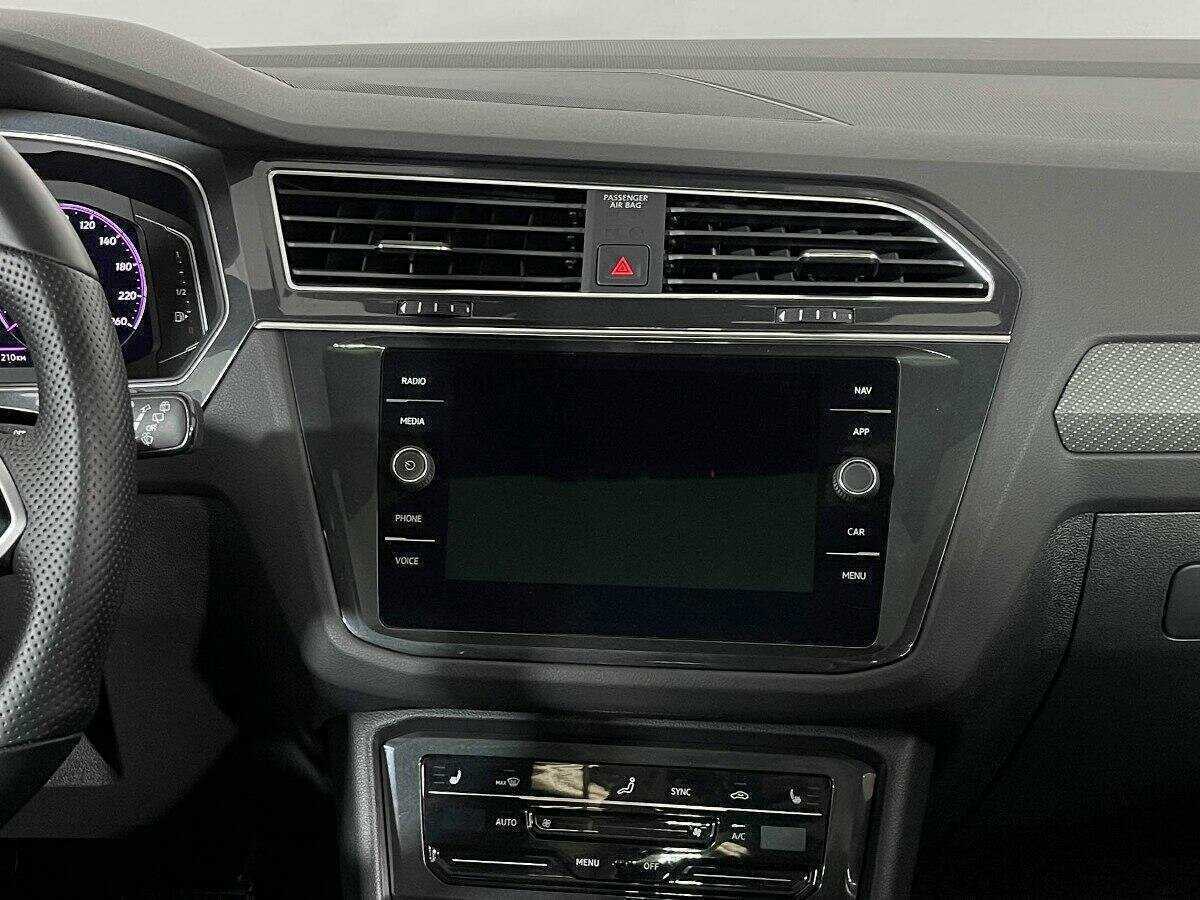 Volkswagen Tiguan 2021 года с пробегом. Фото: #11