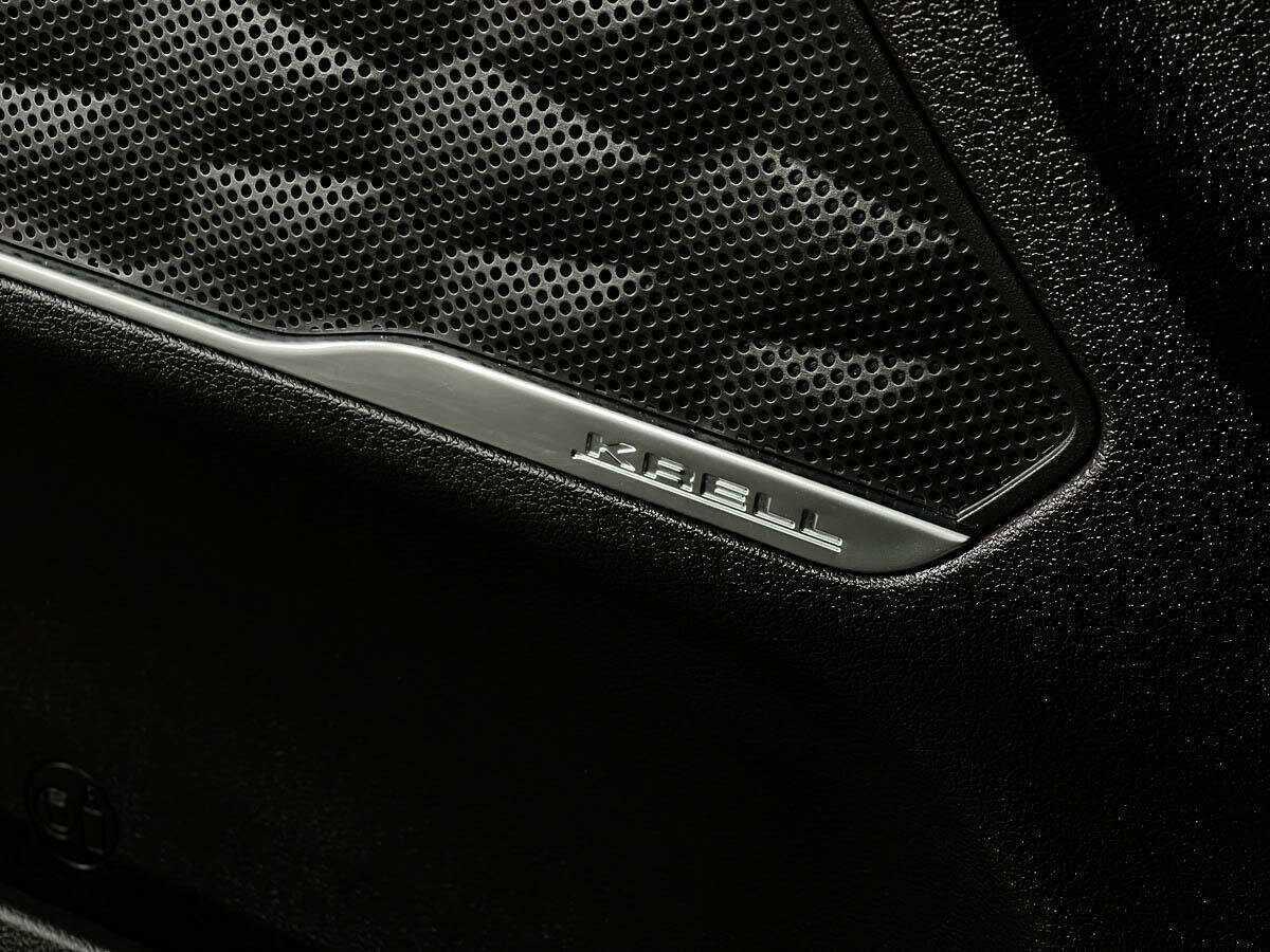 Hyundai Santa Fe 2018 года с пробегом. Фото: #16