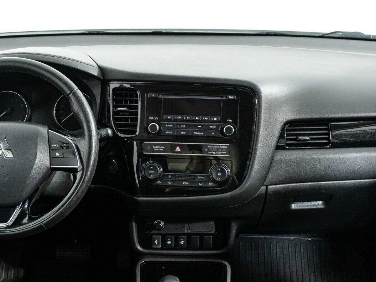 Mitsubishi Outlander 2020 года с пробегом. Фото: #13