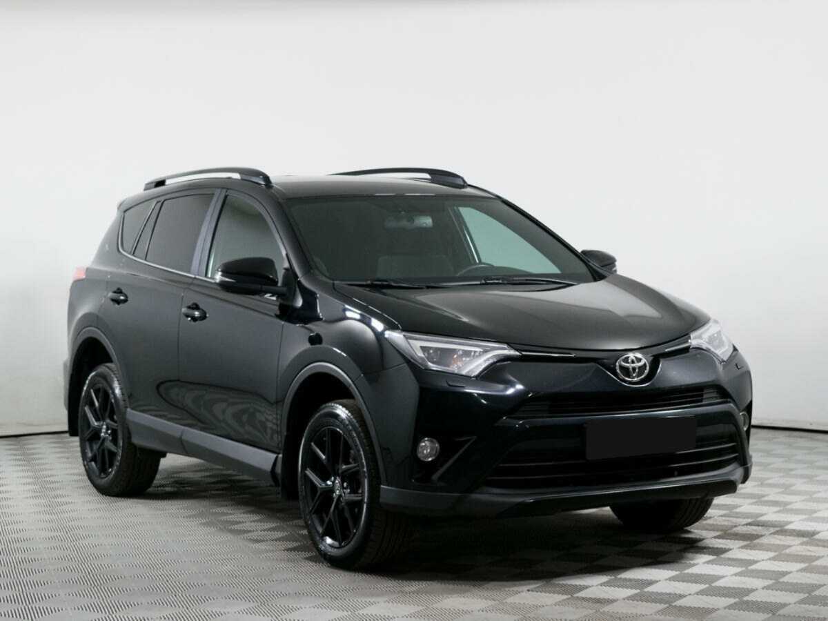 Toyota RAV4 2019 года с пробегом. Фото: #2