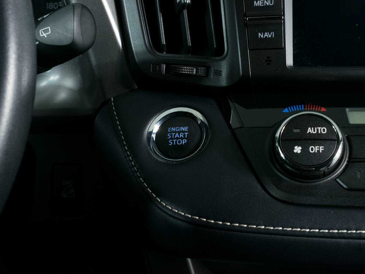 Toyota RAV4 2019 года с пробегом. Фото: #17