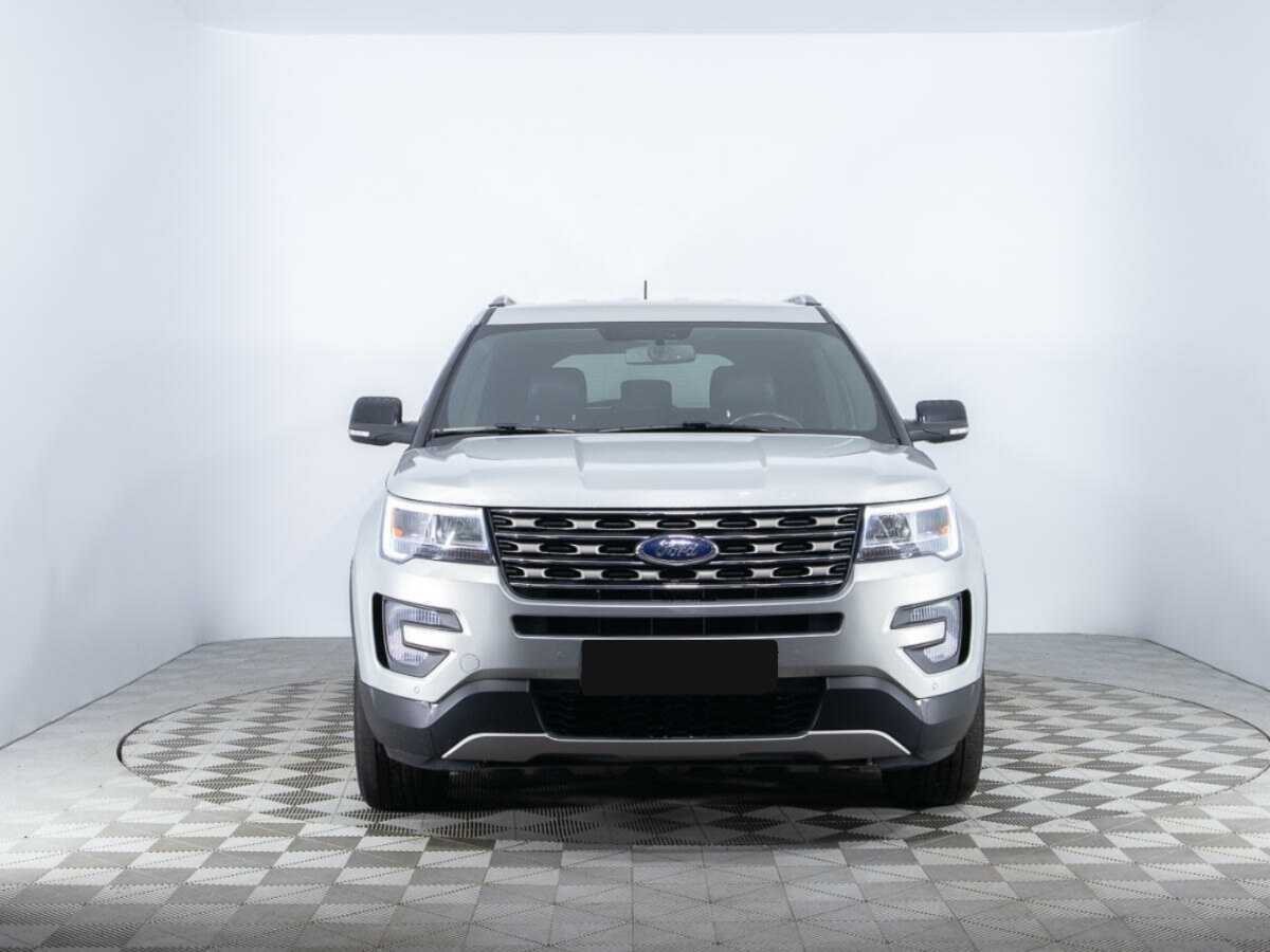 Ford Explorer 2017 года с пробегом. Фото: #1