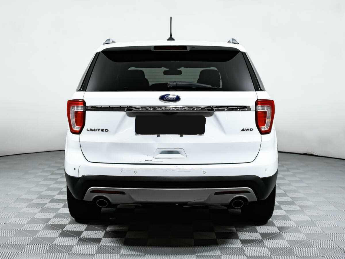 Ford Explorer 2017 года с пробегом. Фото: #4