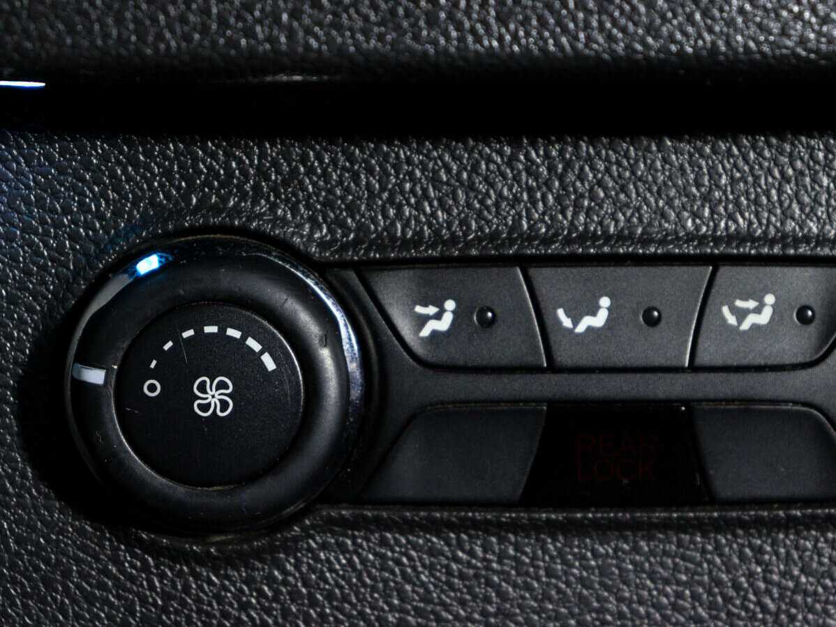 Ford Explorer 2013 года с пробегом. Фото: #11