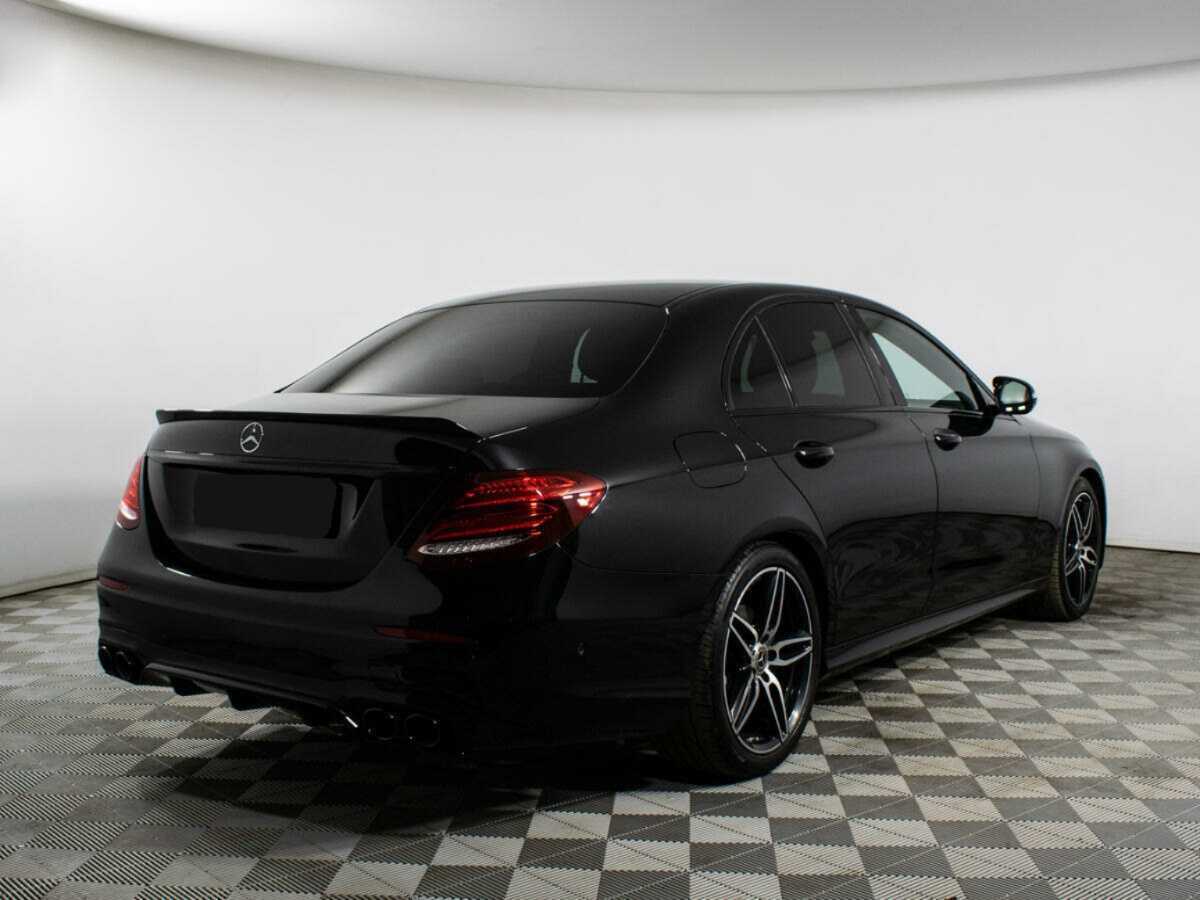 Mercedes-Benz E-Класс 2017 года с пробегом. Фото: #4