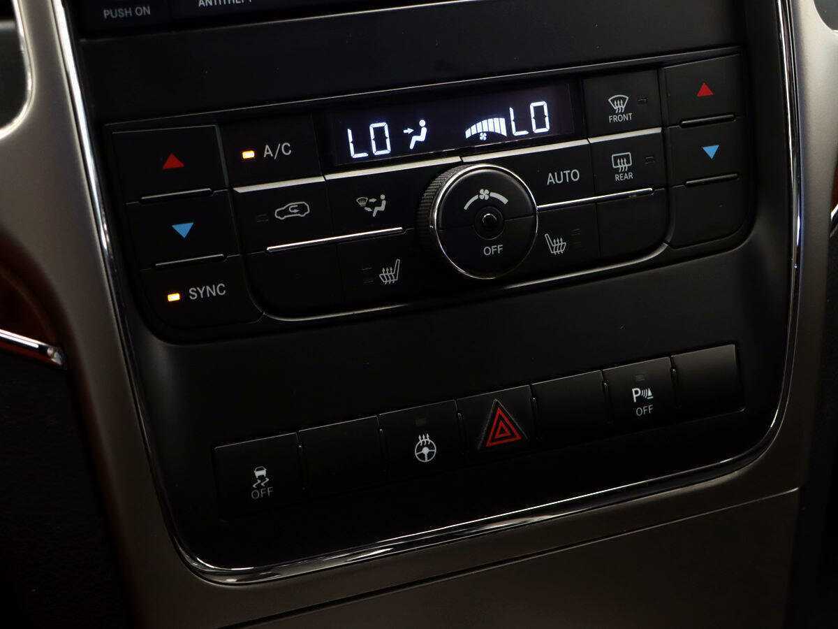 Jeep Grand Cherokee 2012 года с пробегом. Фото: #15