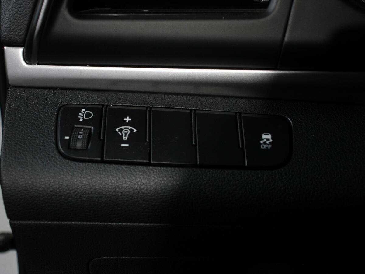 Б/У Хендай Елантра 2020 года. Фото: #12