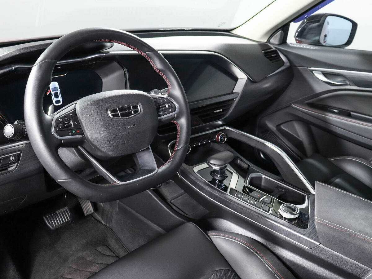 Geely Tugella 2021 года с пробегом. Фото: #11