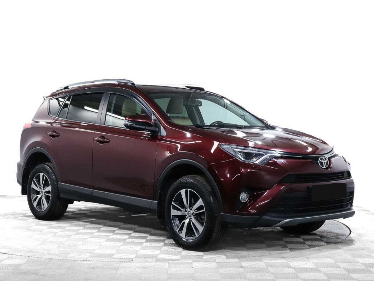 Toyota RAV4 2018 года с пробегом. Фото: #1