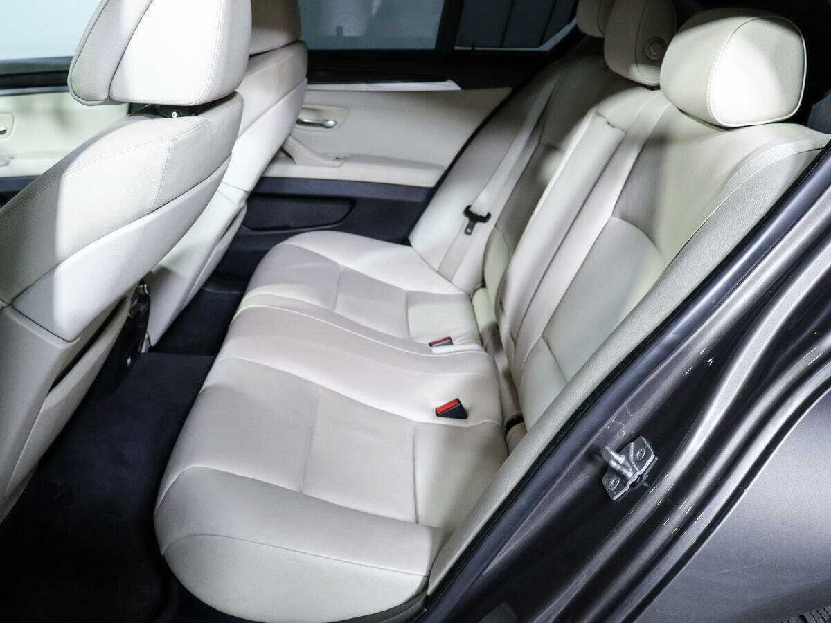 BMW 5 серии 2012 года с пробегом. Фото: #9