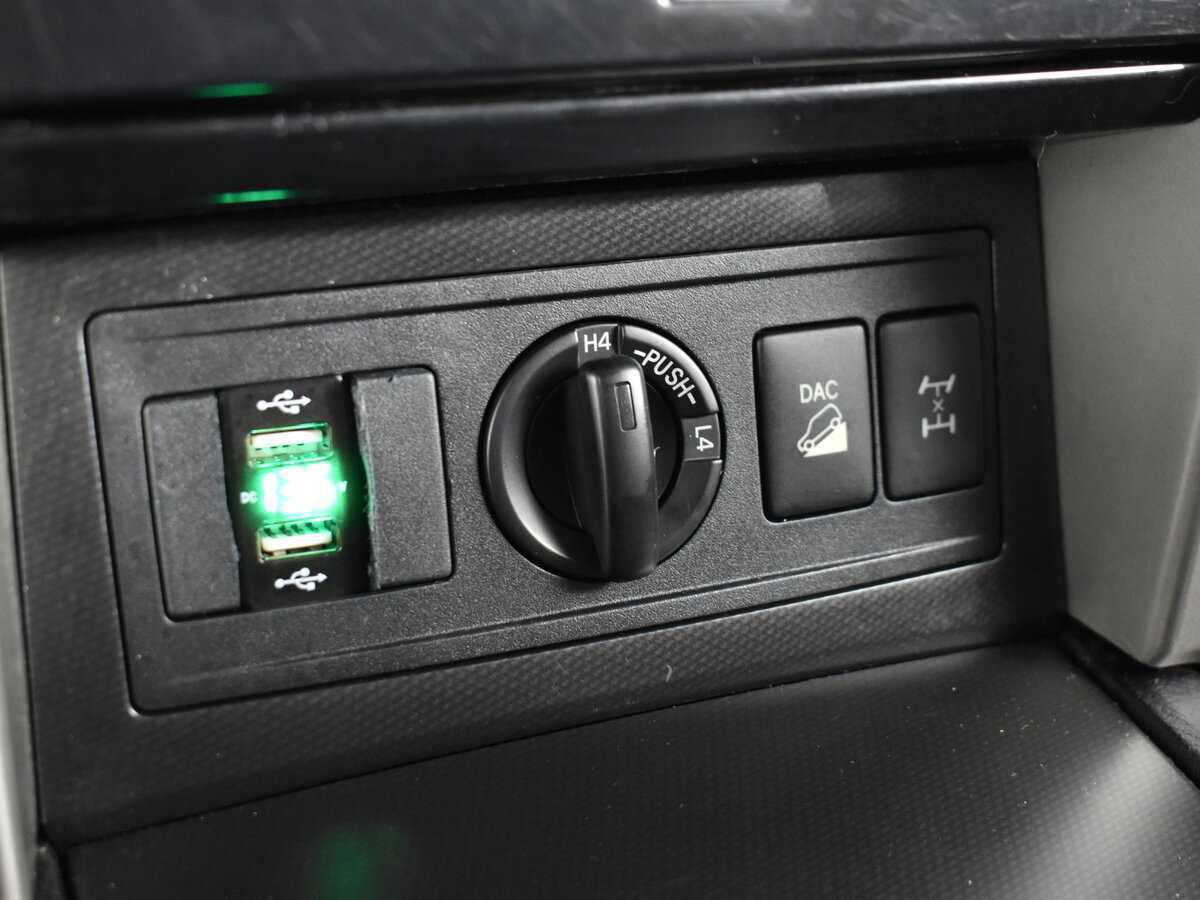 Toyota Land Cruiser Prado 2012 года с пробегом. Фото: #14