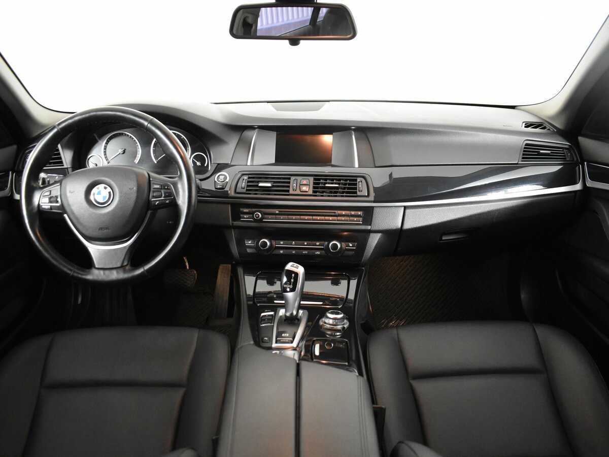 BMW 5 серии 2016 года с пробегом. Фото: #11